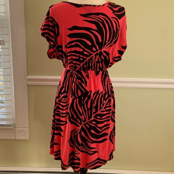 Palm Tree Print Swim Cover Up - Picture 2 of 4